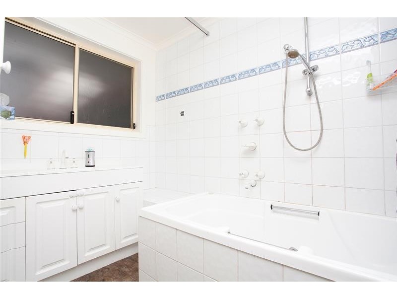 23 Clitheroe Drive, Wyndham Vale VIC 3024