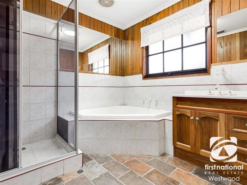 8 St Anns Court, Hoppers Crossing VIC 3029