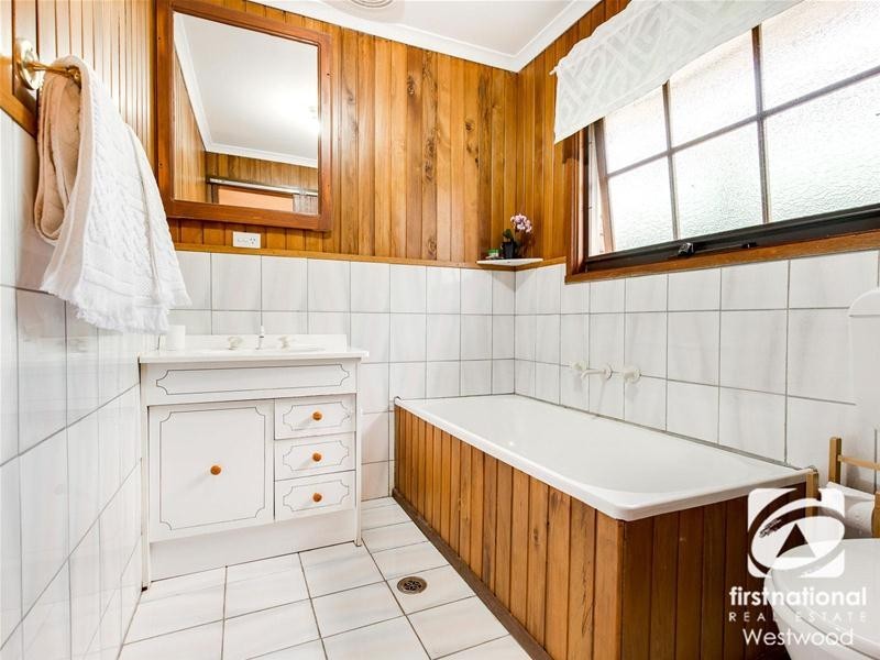 8 St Anns Court, Hoppers Crossing VIC 3029