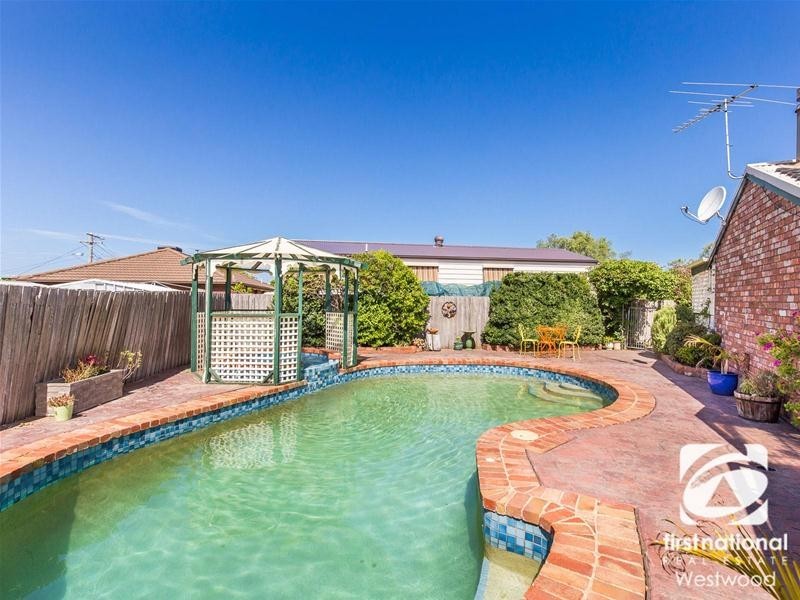 8 St Anns Court, Hoppers Crossing VIC 3029