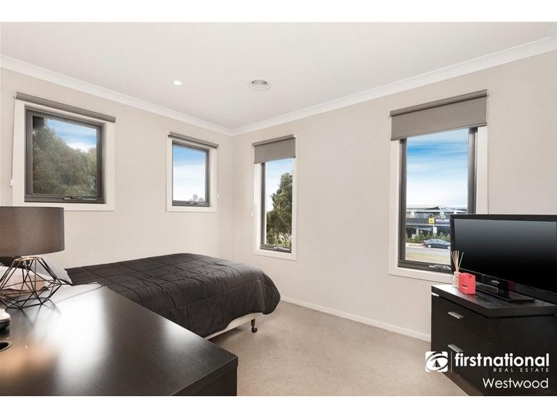 1 Basinview Drive, Tarneit VIC 3029