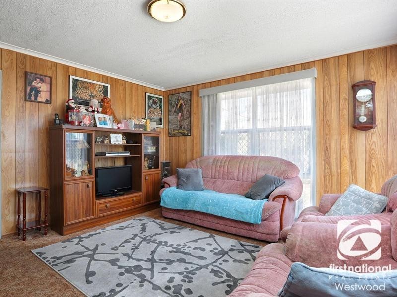 16 Richmond Crescent, Werribee VIC 3030