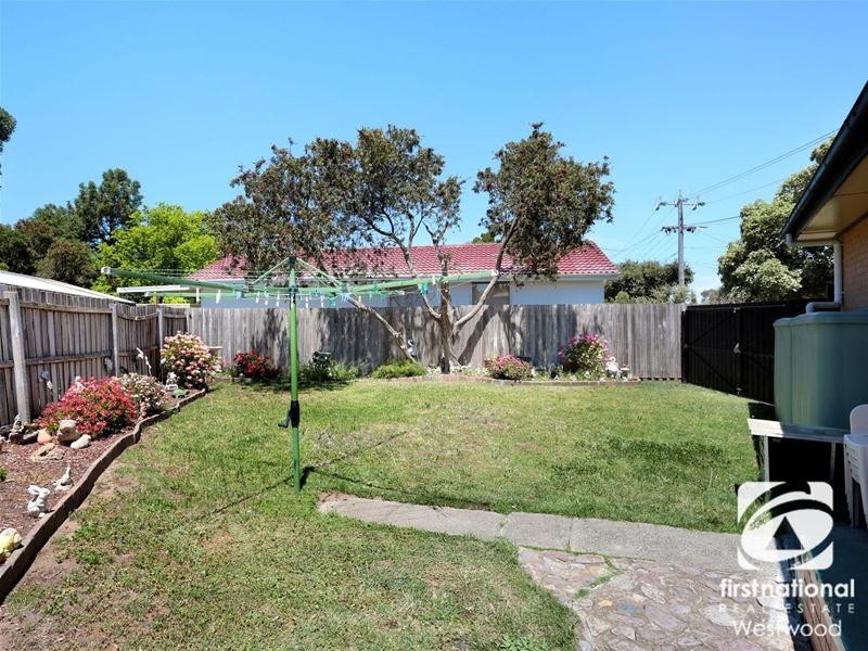 16 Richmond Crescent, Werribee VIC 3030