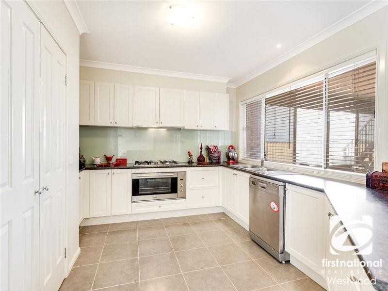 73 Cuttriss Road, Werribee South VIC 3030