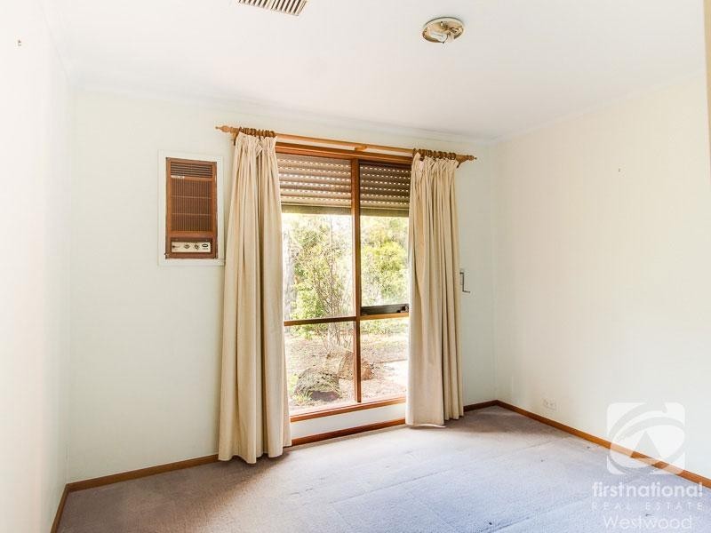 2/1 Mitta Court, Werribee VIC 3030