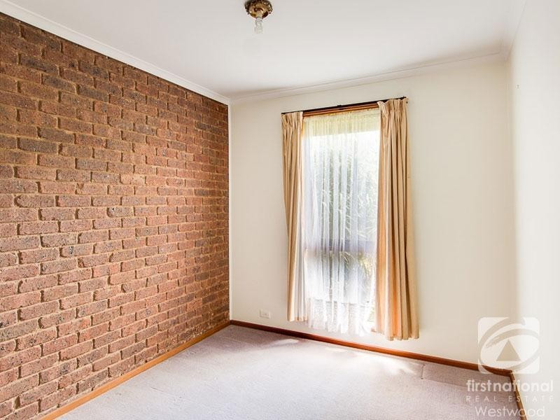 2/1 Mitta Court, Werribee VIC 3030