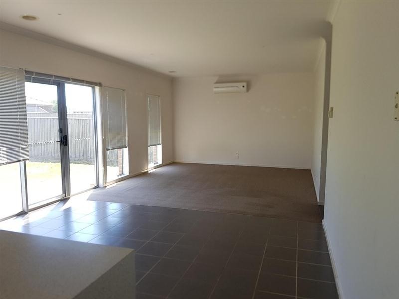 13 Laurence Way, Tarneit VIC 3029