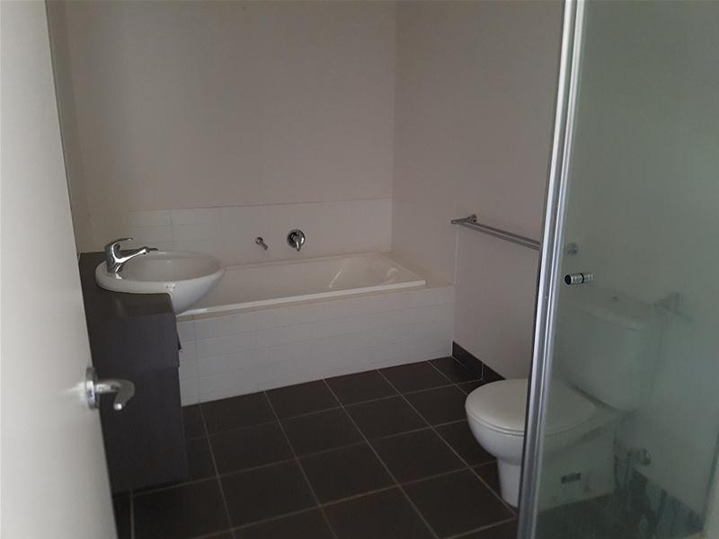 13 Laurence Way, Tarneit VIC 3029