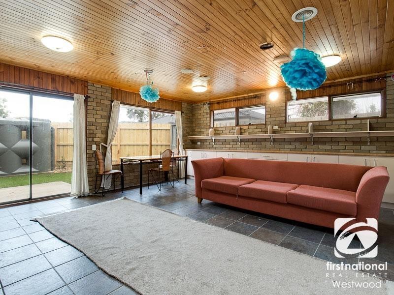 1/2 Frederick Court, Werribee VIC 3030