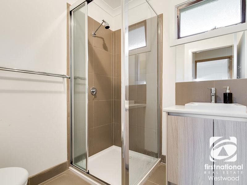 1/2 Frederick Court, Werribee VIC 3030