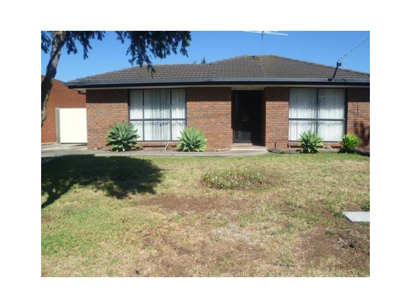 37 Oriole Drive, Werribee VIC 3030