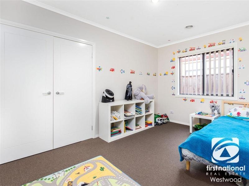 6 Gungurra Grove, Wyndham Vale VIC 3024