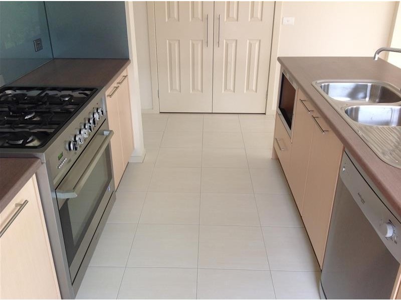 3 Mayesbrook Road, Wyndham Vale VIC 3024