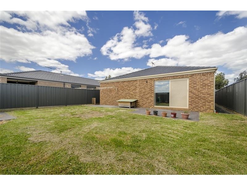 15 Romek Way, Truganina VIC 3029