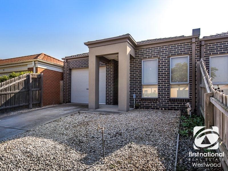 1/11 Rutman Close, Werribee VIC 3030