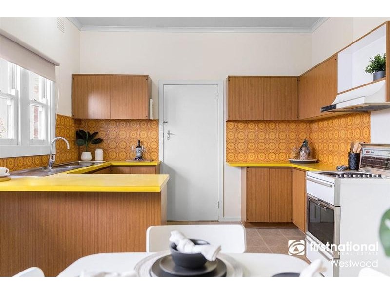 5 Wedge Street South, Werribee VIC 3030