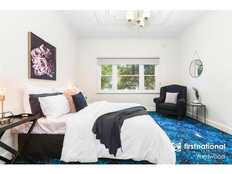 5 Wedge Street South, Werribee VIC 3030