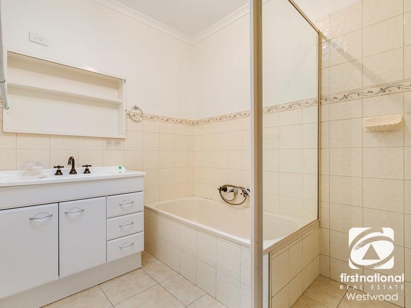 15 Sawley Grove, Wyndham Vale VIC 3024