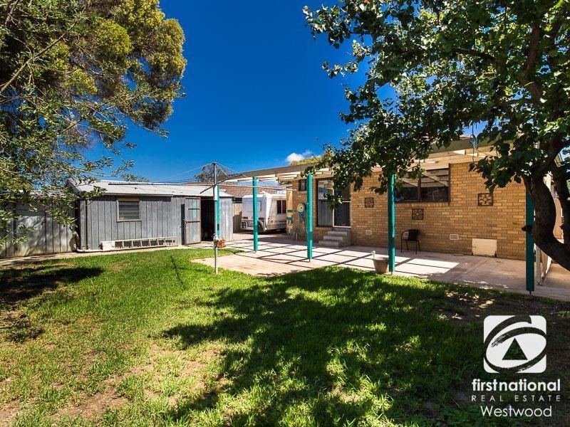 15 Sawley Grove, Wyndham Vale VIC 3024