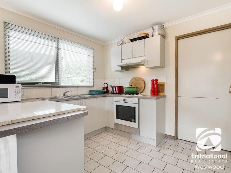 36 Golden Square Crescent, Hoppers Crossing VIC 3029