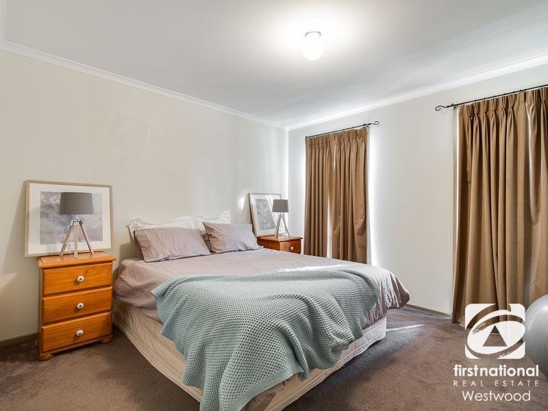 36 Golden Square Crescent, Hoppers Crossing VIC 3029