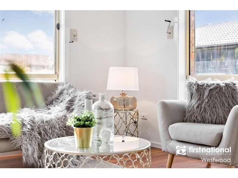 1/17 Seine Close, Werribee VIC 3030