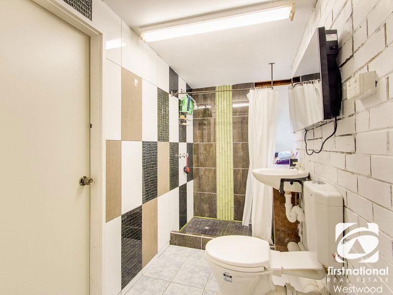 4 Milton Drive, Wyndham Vale VIC 3024