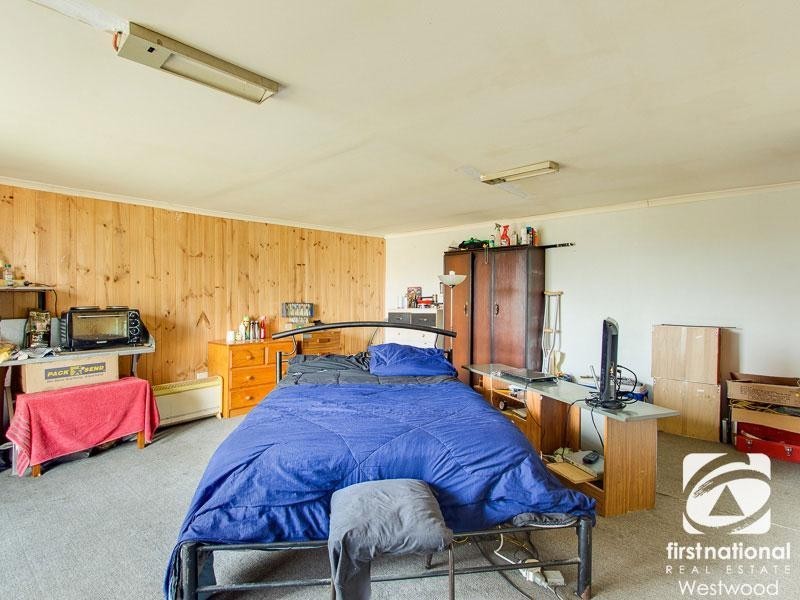 4 Milton Drive, Wyndham Vale VIC 3024