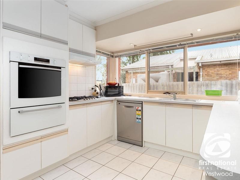 282 Greaves Street, Werribee VIC 3030