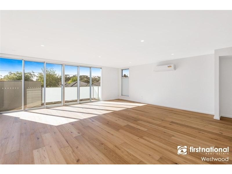 2/19 Jellicoe Street, Werribee VIC 3030