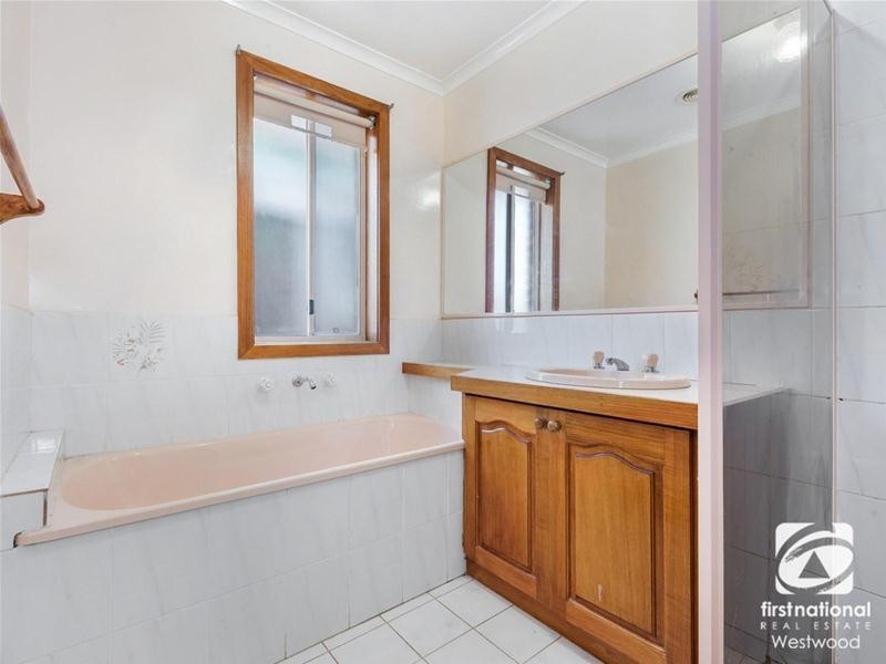 7 Silvereye Crescent, Werribee VIC 3030