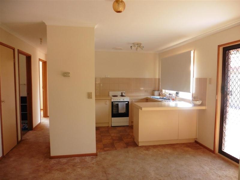 34 Silvereye Crescent, Werribee VIC 3030