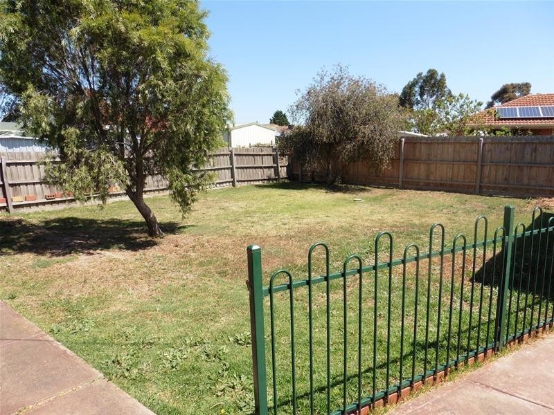 34 Silvereye Crescent, Werribee VIC 3030