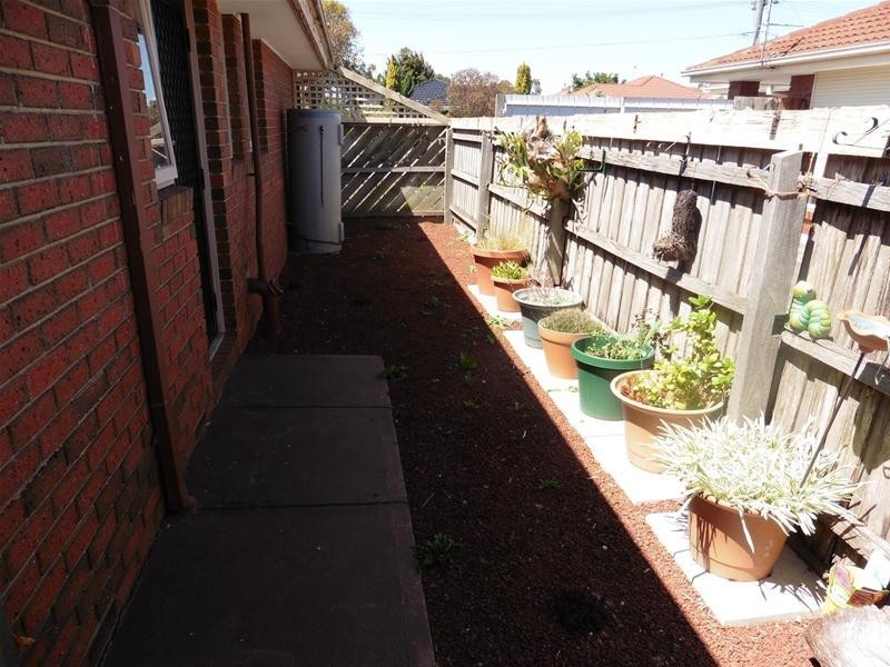 34 Silvereye Crescent, Werribee VIC 3030