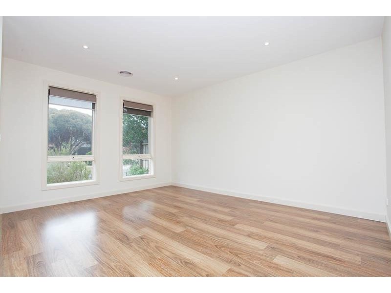 6a McKenzie Crescent, Hoppers Crossing VIC 3029