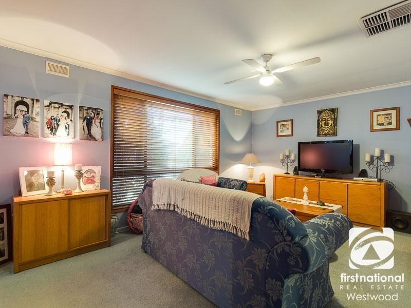 21 Tamarind Crescent, Werribee VIC 3030