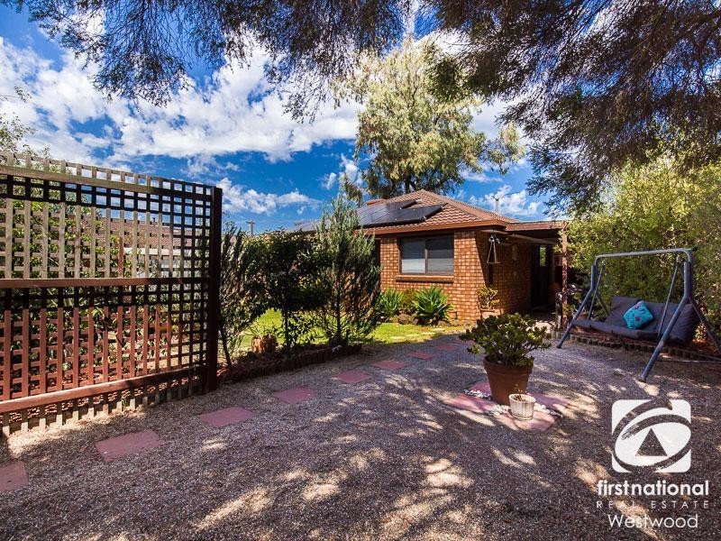 21 Tamarind Crescent, Werribee VIC 3030