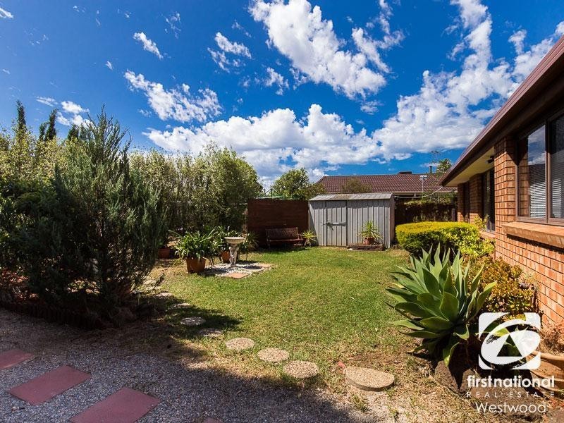 21 Tamarind Crescent, Werribee VIC 3030