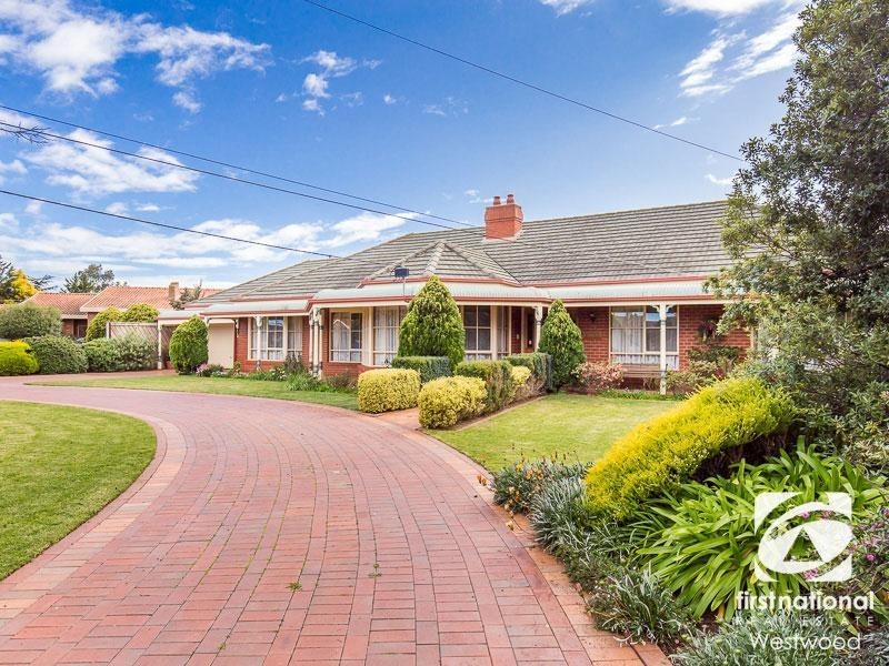 12 De Garis Place, Werribee VIC 3030