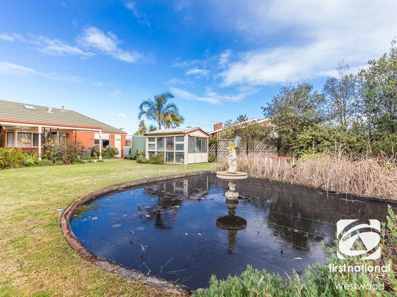 12 De Garis Place, Werribee VIC 3030