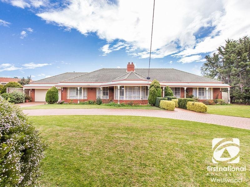 12 De Garis Place, Werribee VIC 3030
