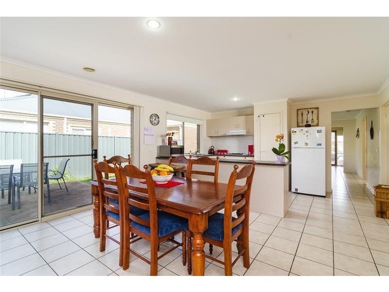 20 Maclarens Close, Wyndham Vale VIC 3024