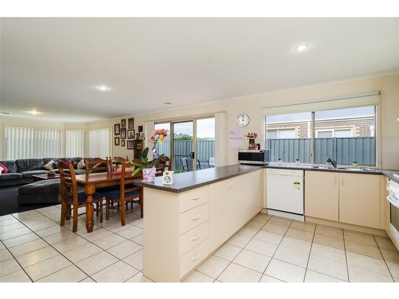 20 Maclarens Close, Wyndham Vale VIC 3024