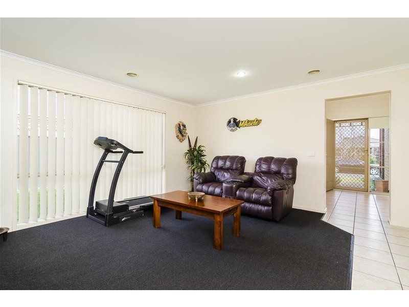 20 Maclarens Close, Wyndham Vale VIC 3024