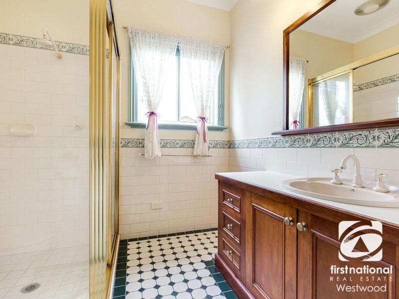 11 Fern Court, Werribee VIC 3030