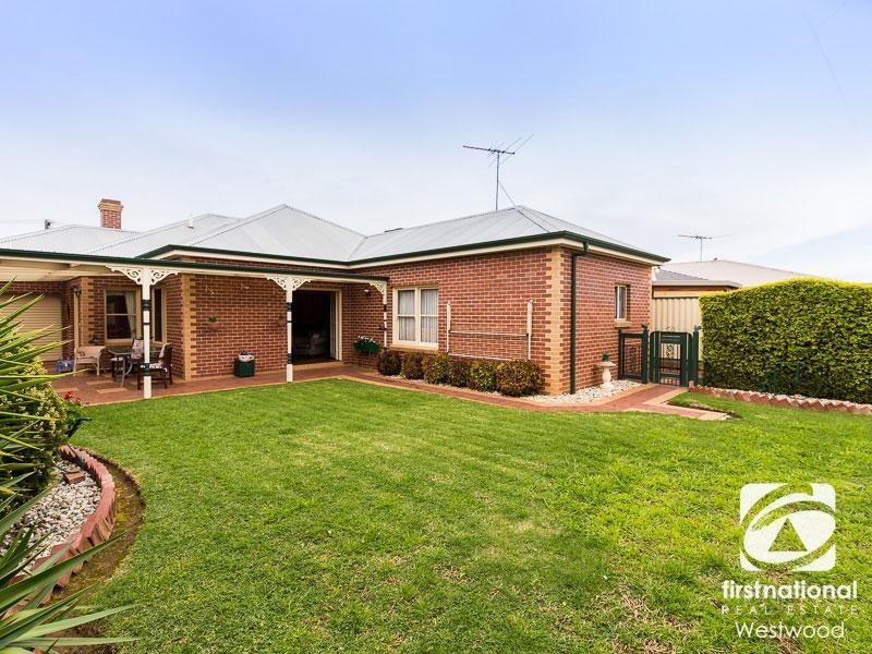 11 Fern Court, Werribee VIC 3030