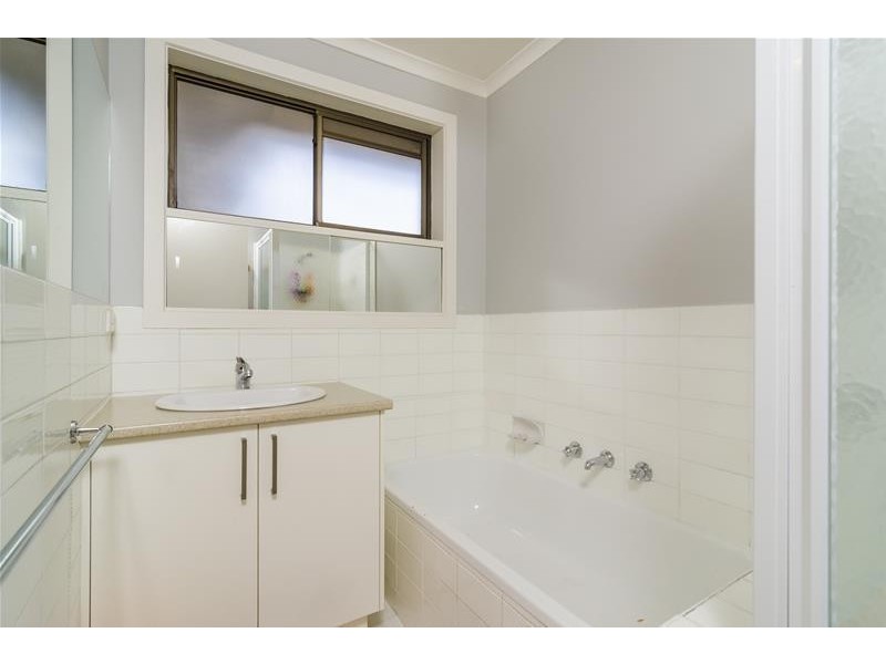 1,2 & 3/62 Wedge Street, Werribee VIC 3030