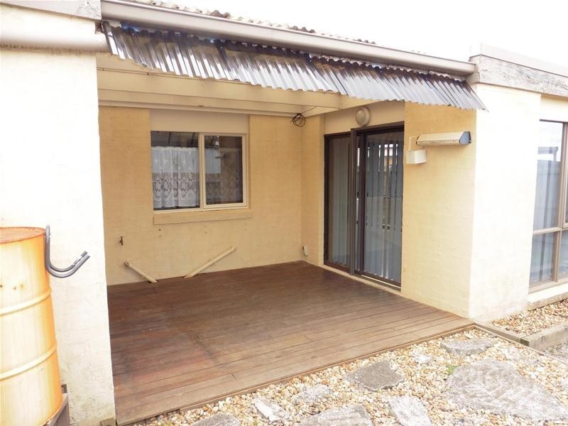 2/36 Black Forest Road, Werribee VIC 3030