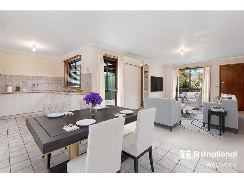 2/56 Russell Street, Werribee VIC 3030