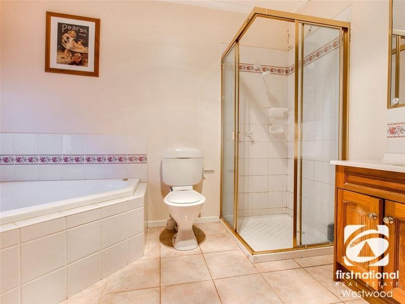 5 Cascade Drive, Wyndham Vale VIC 3024